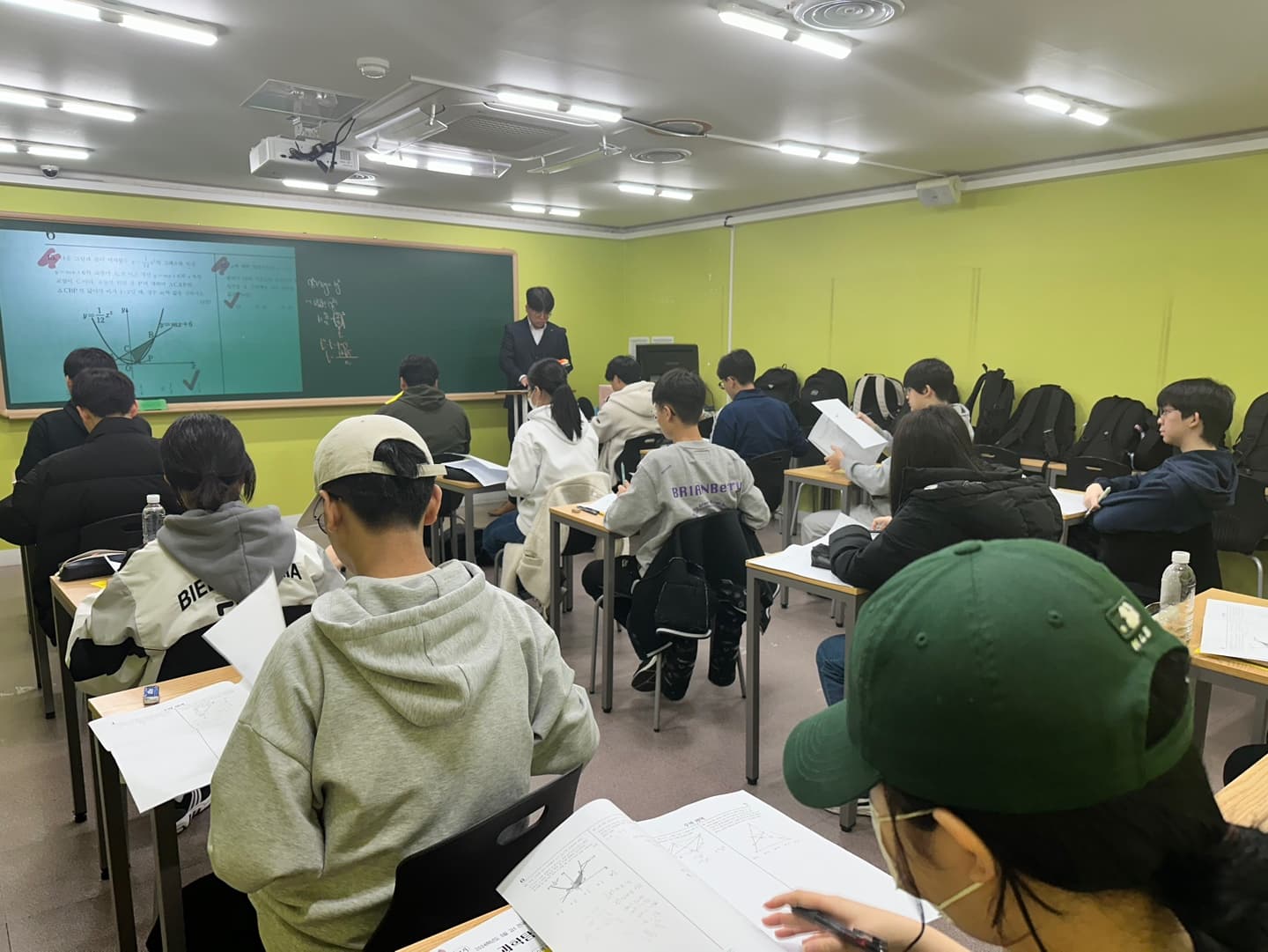 윤쌤 과학수학학원 수성본관 사진 5