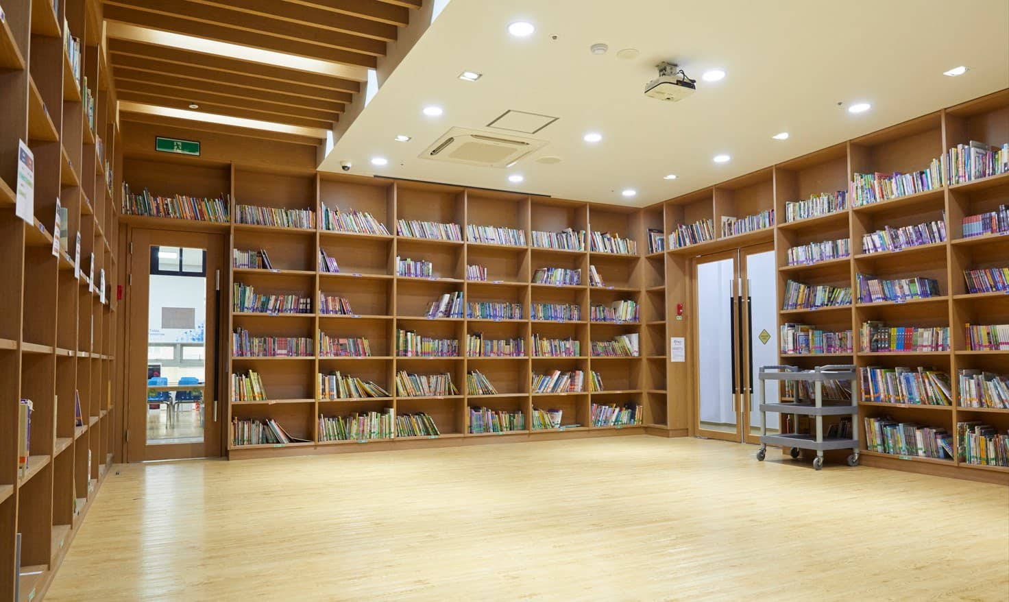 폴리어학원 동대문캠퍼스 사진 1