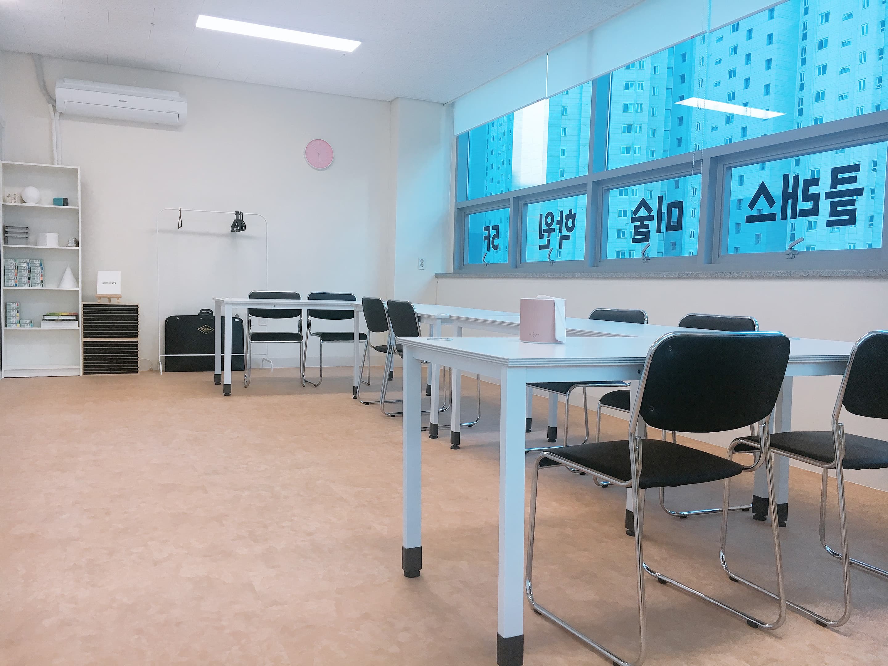 홍익클래스 미술학원 사진 1