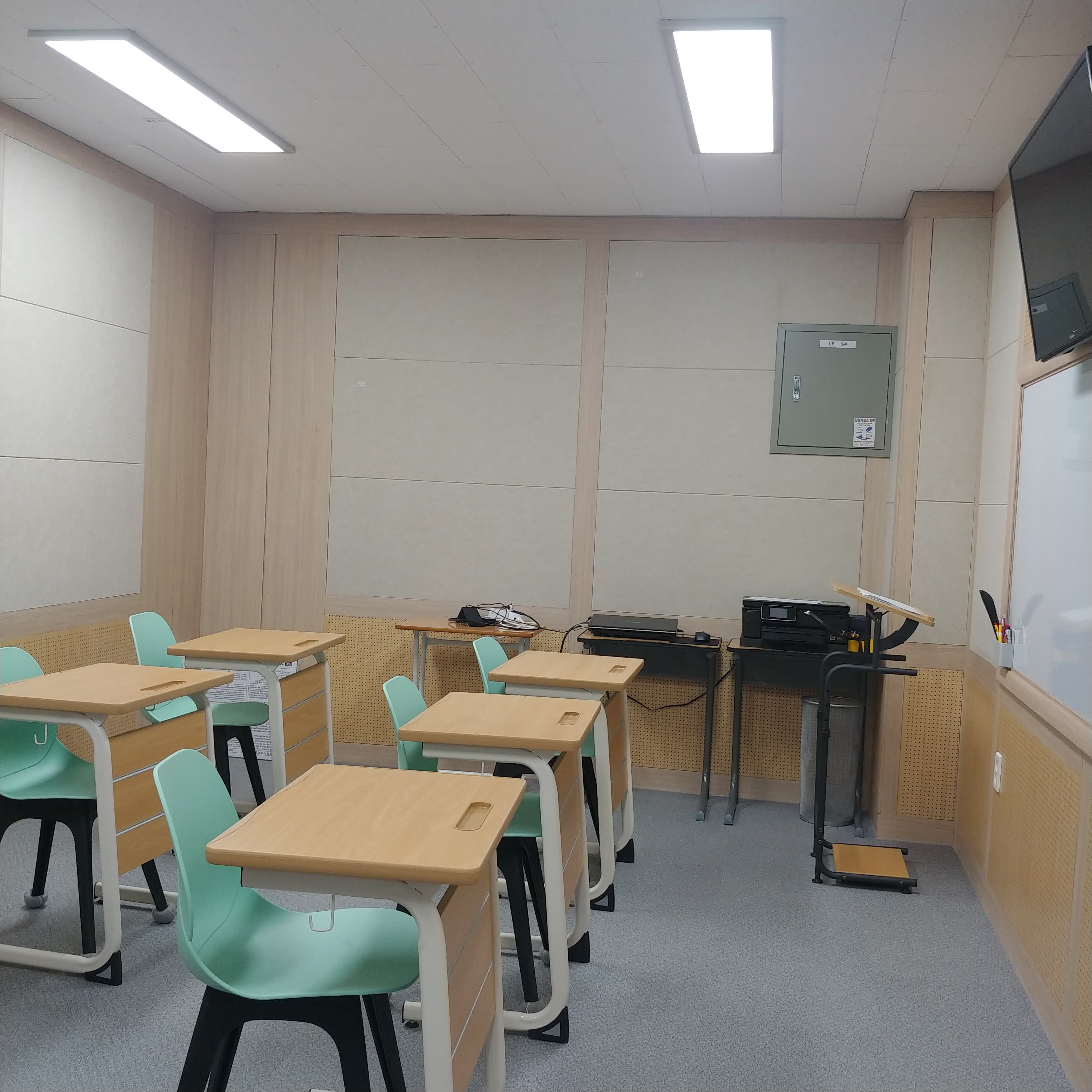 YBM교육 더팜스 영어교습소 사진 1