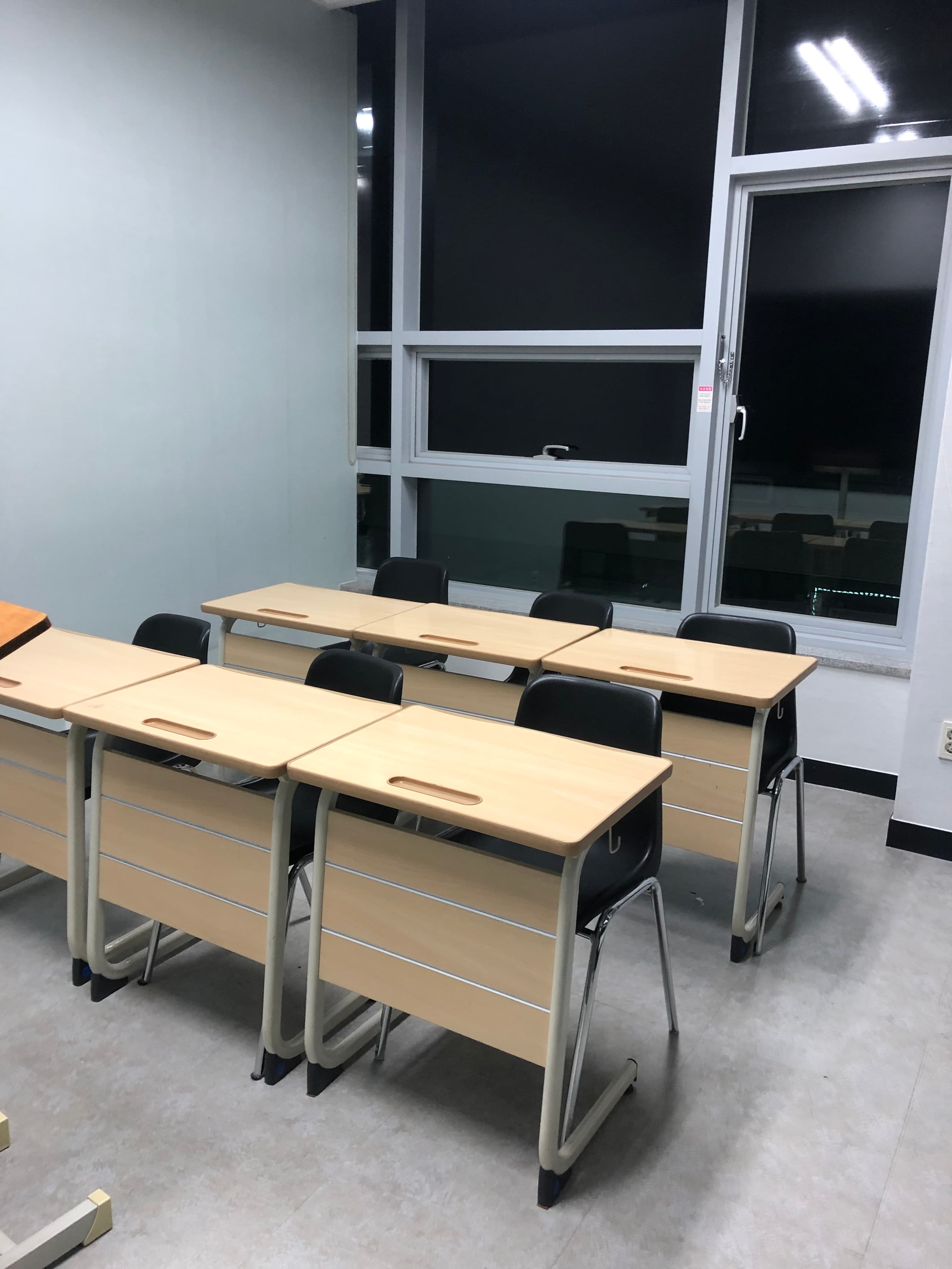 바이써클 영어학원 사진 2