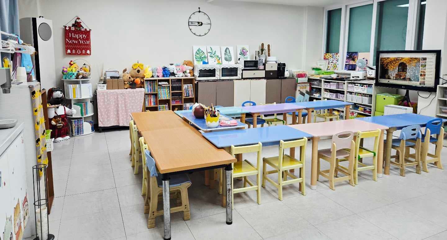 아이 미술학원 사진 5