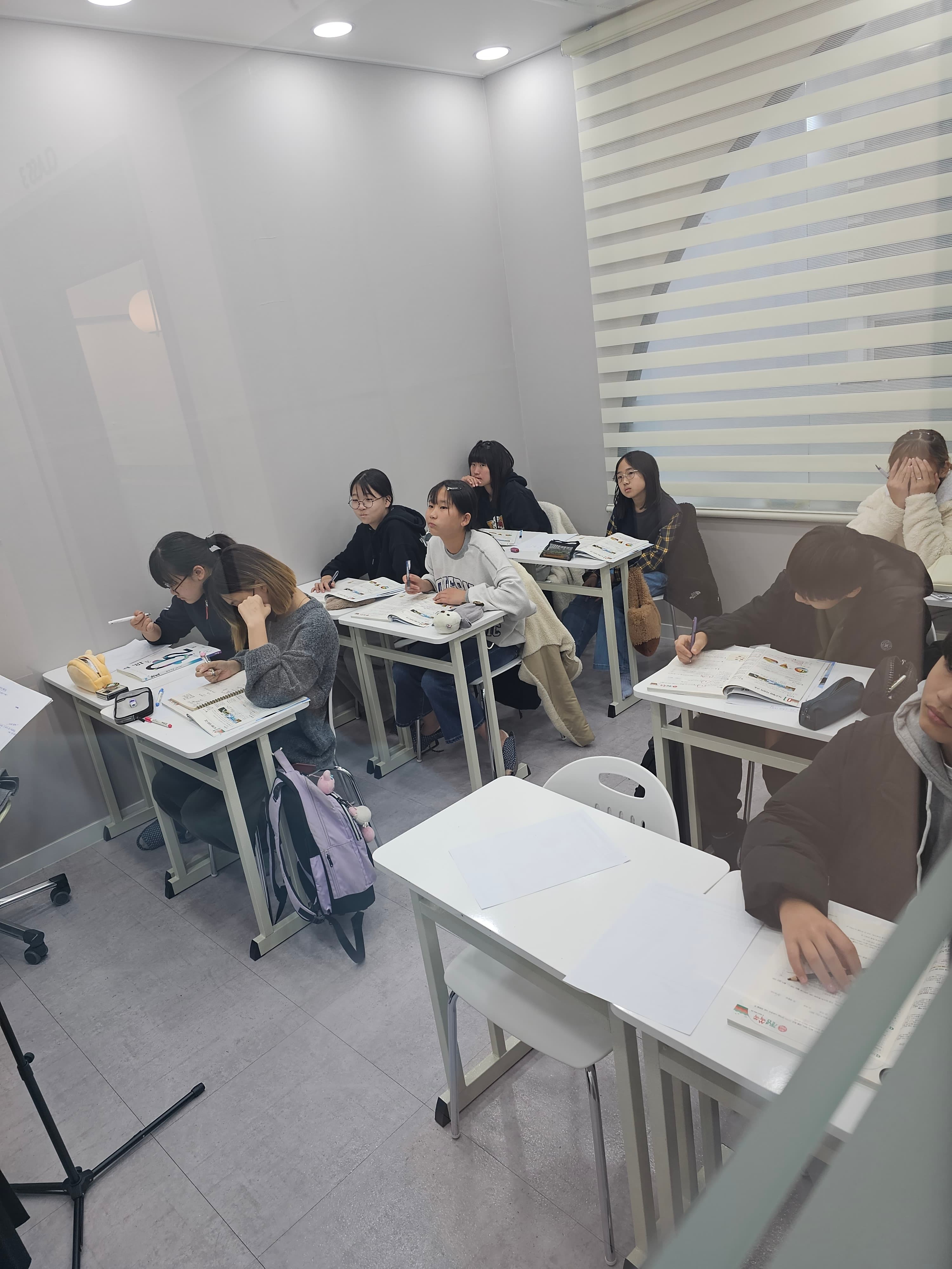 잉글리시아이 영수자매 학원 사진 1