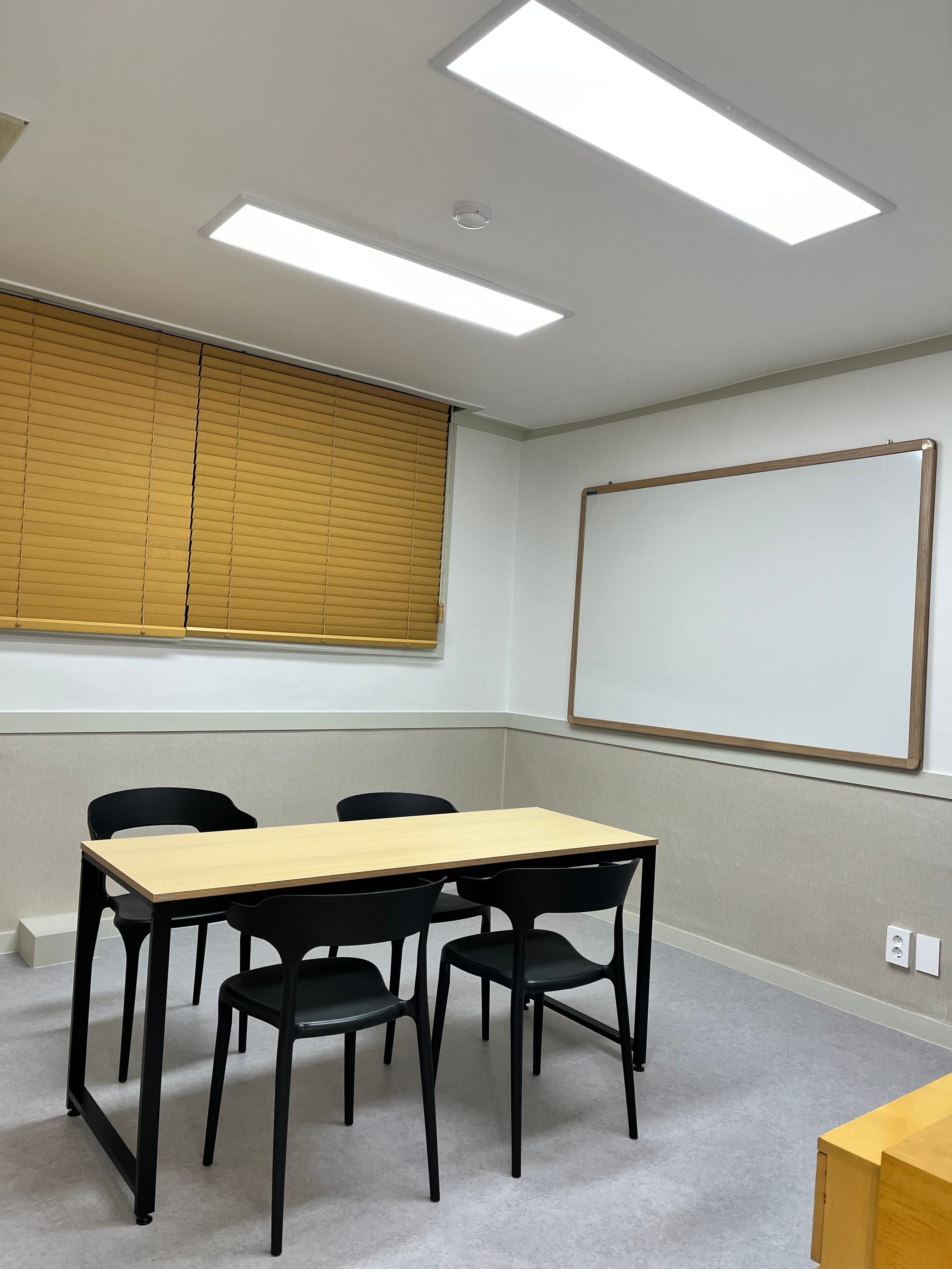 더대치 영어학원 사진 5