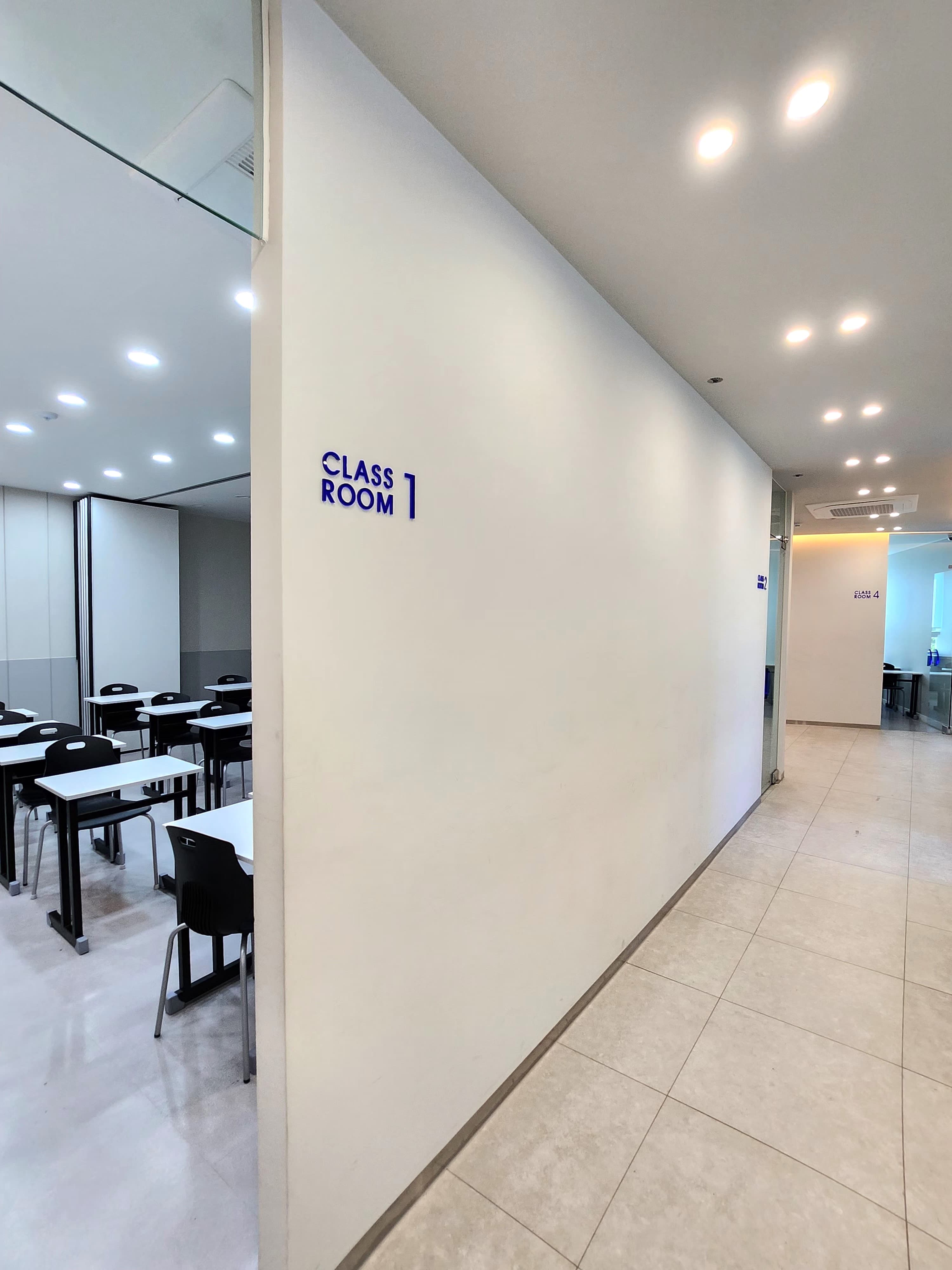 ET 영어전문학원 사진 4