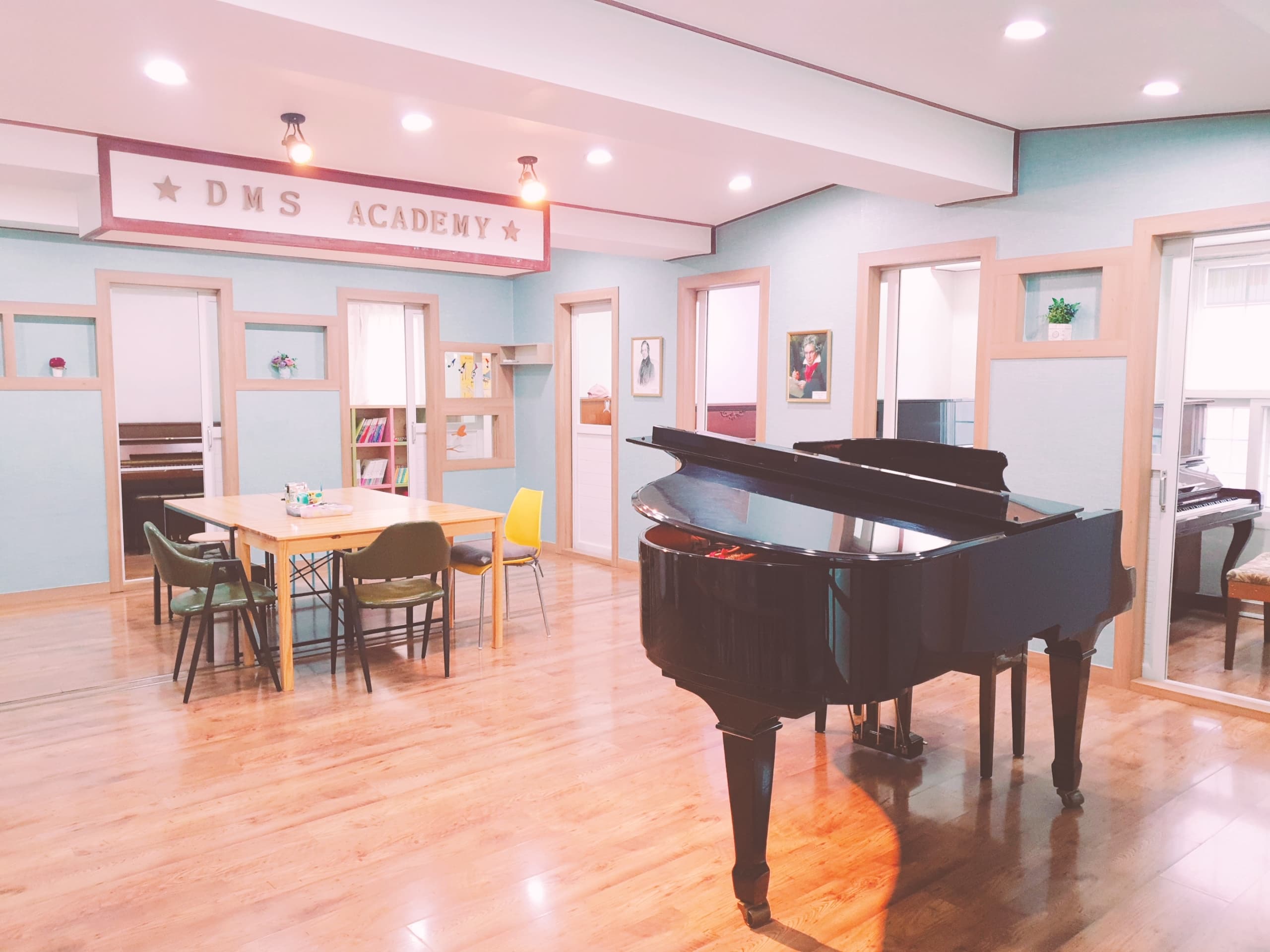 울림 피아노 사진 1