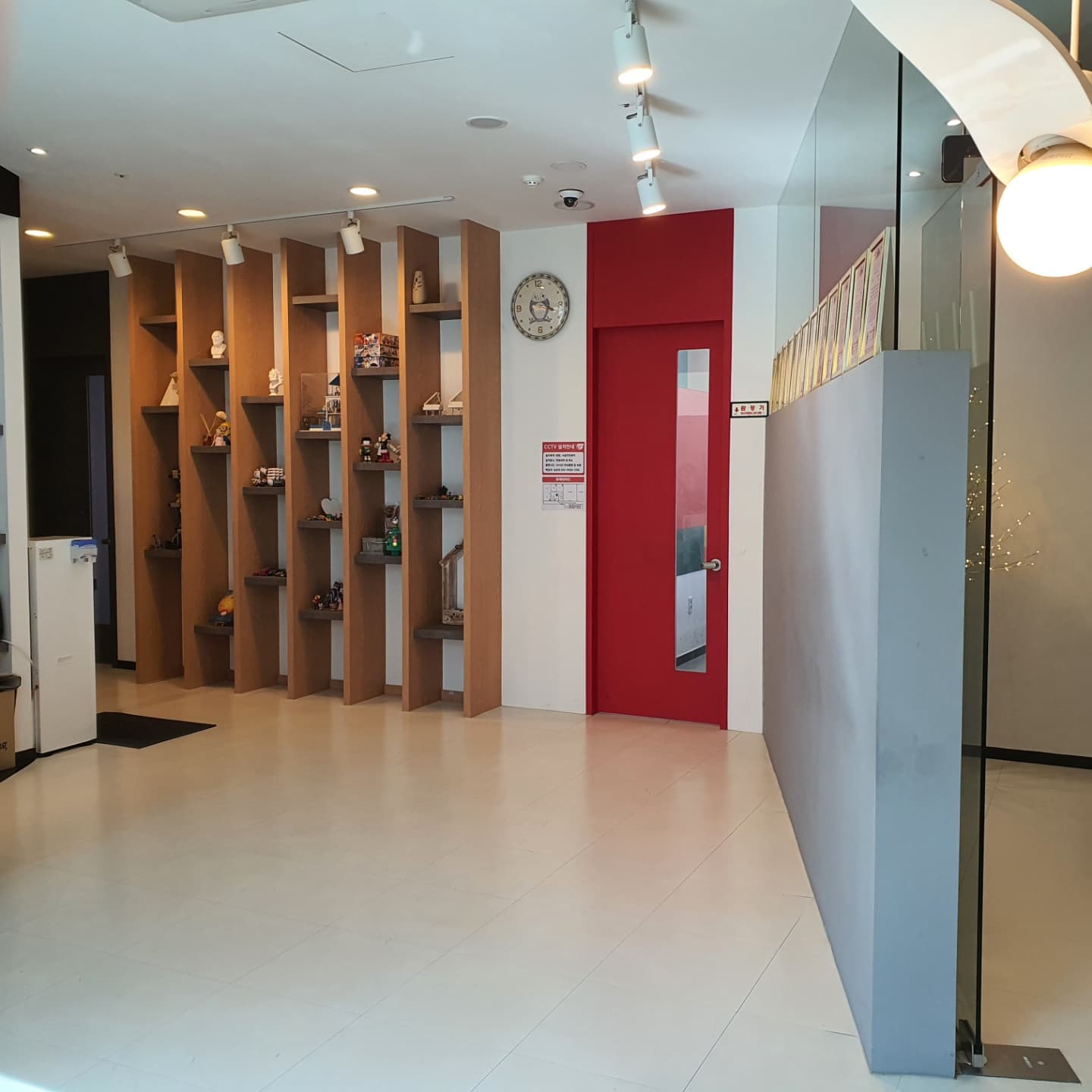 플라이 미술학원 사진 3