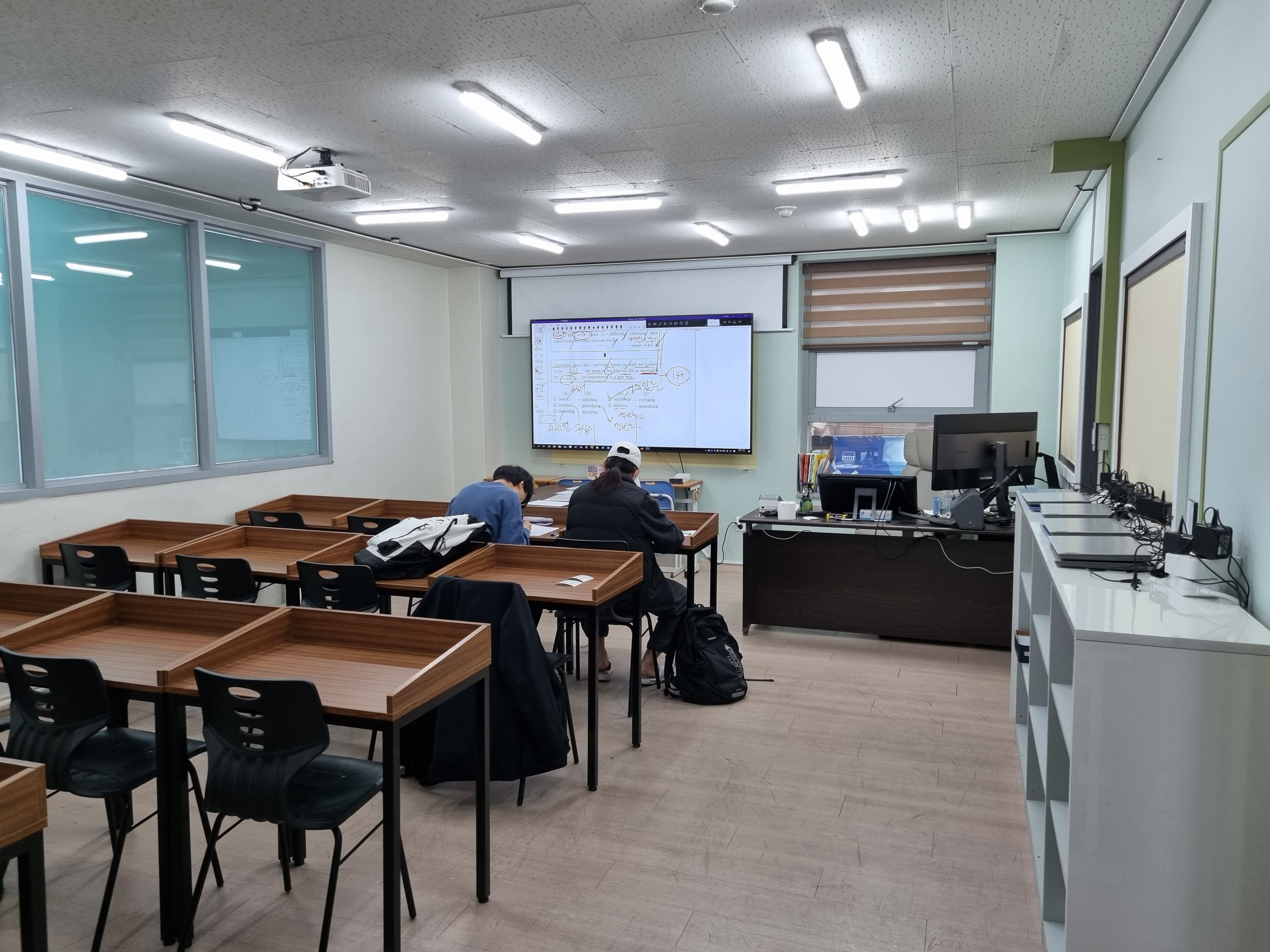 윤삼문 영어학원 사진 8