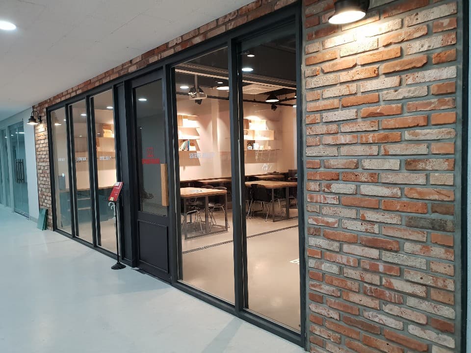 비욘드잉글리쉬 학원 사진 8