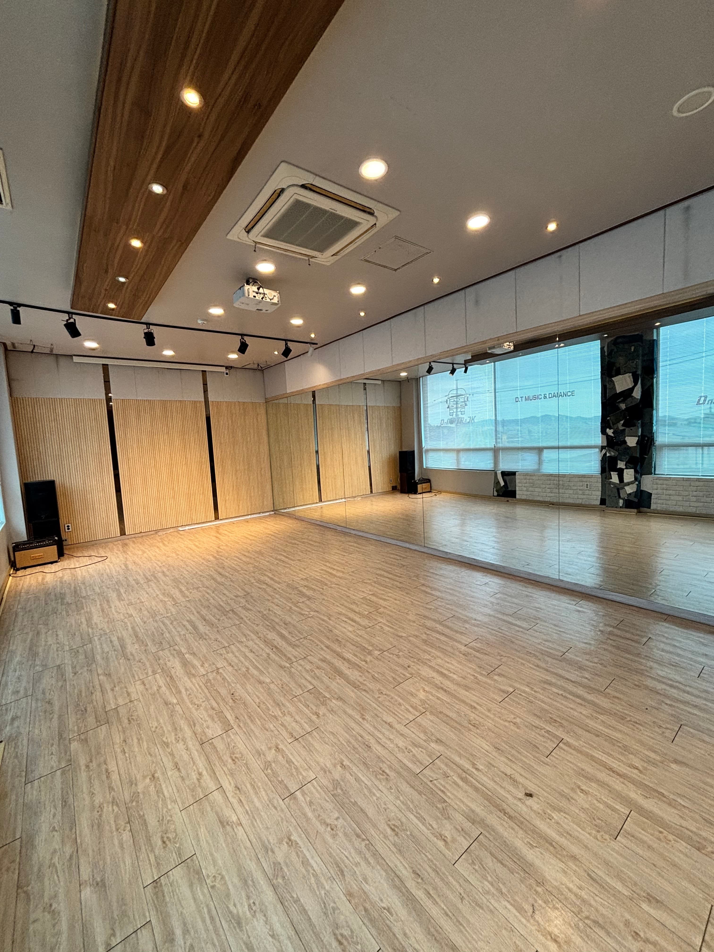 디티실용음악앤댄스학원 사진 3