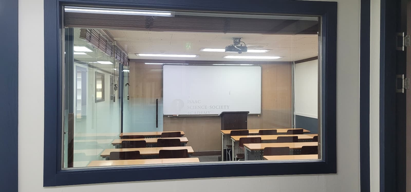 아이작 과학사회전문학원 남천점 사진 1