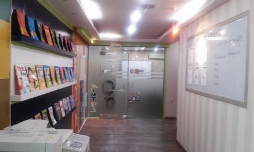 아이엠티 영어 진월점 사진 1