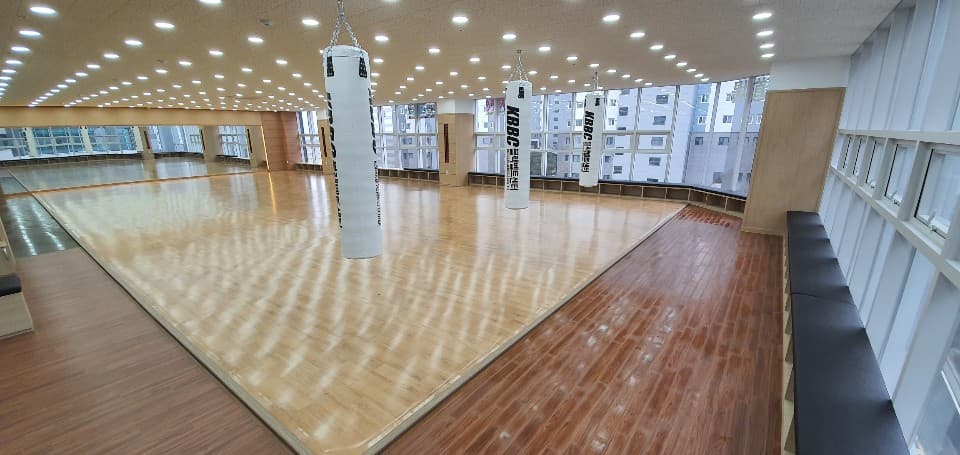 블랙벨트센터 기업 태권도장 사진 2
