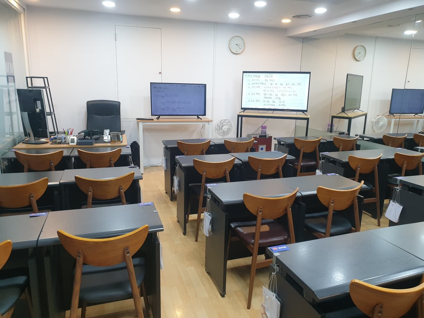 매미 수학영어전문학원 사진 2