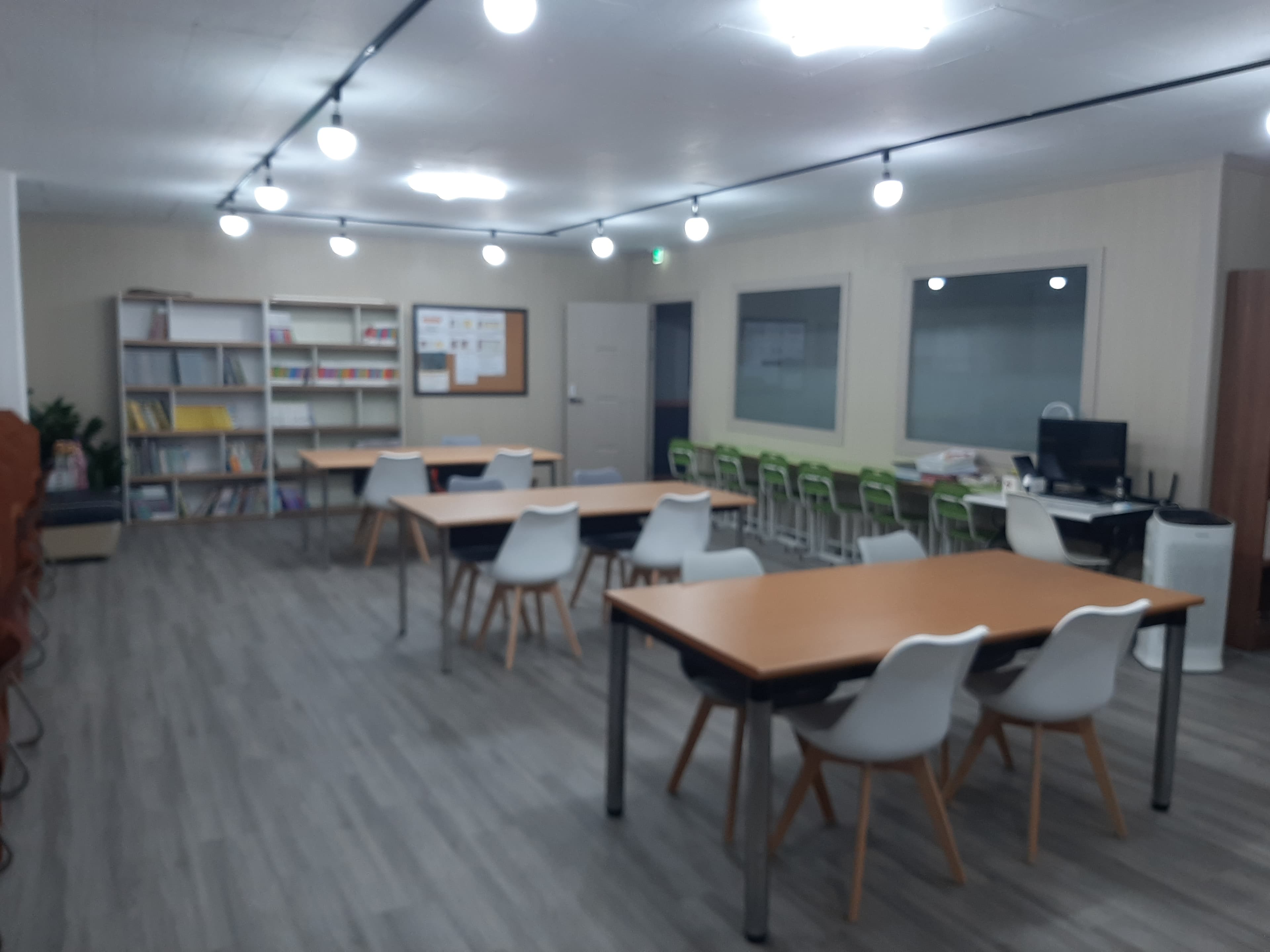엠베스트 SE 동해학원 사진 2