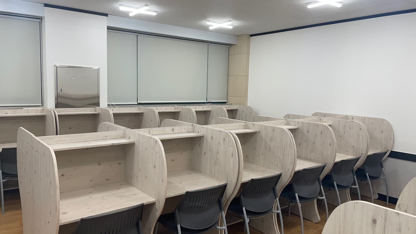 에이닷 영어학원 안산성포지점 사진 1