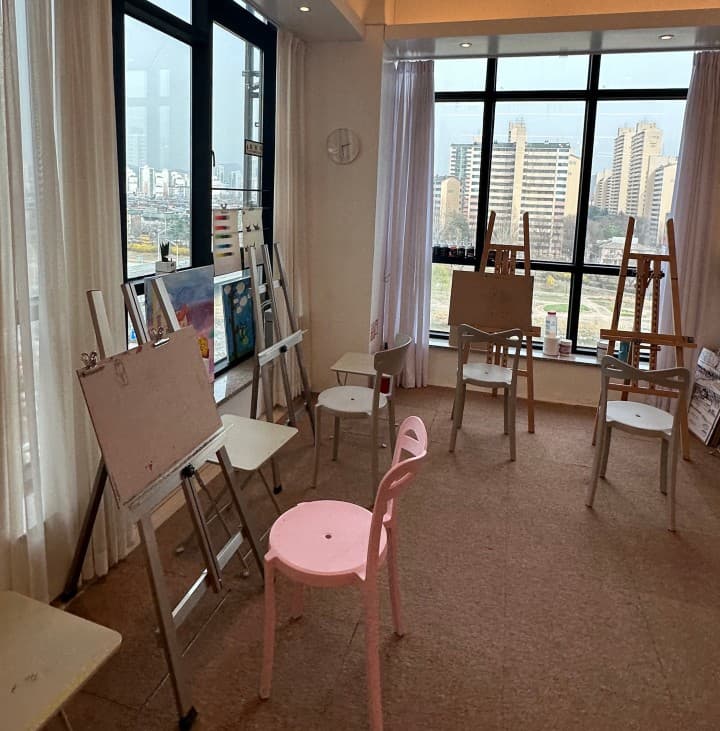 프리덤아트스페이스 수지동천본점 사진 3