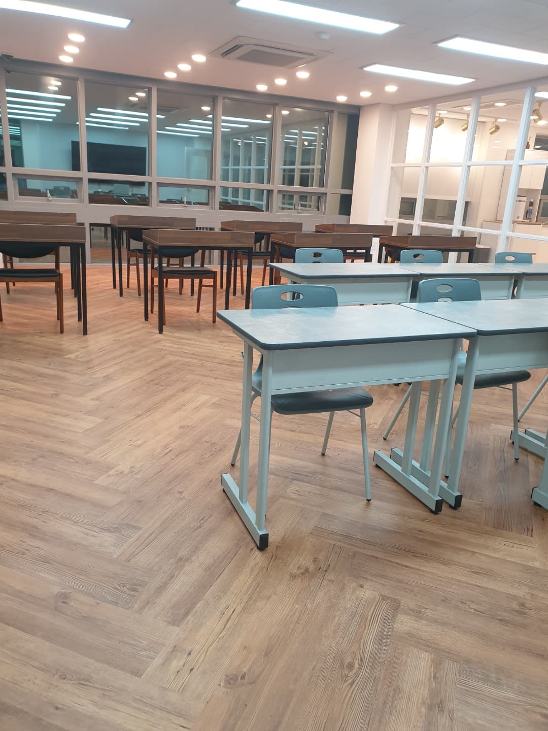 프리영재 영어수학학원 사진 2