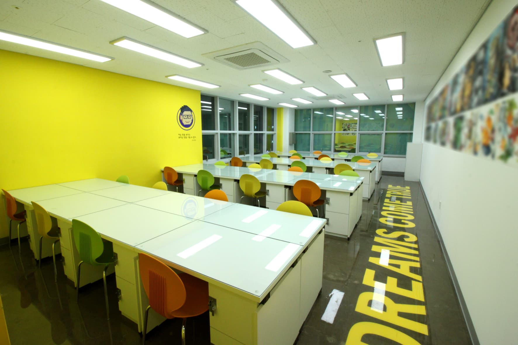 멘토 미술학원 사진 8