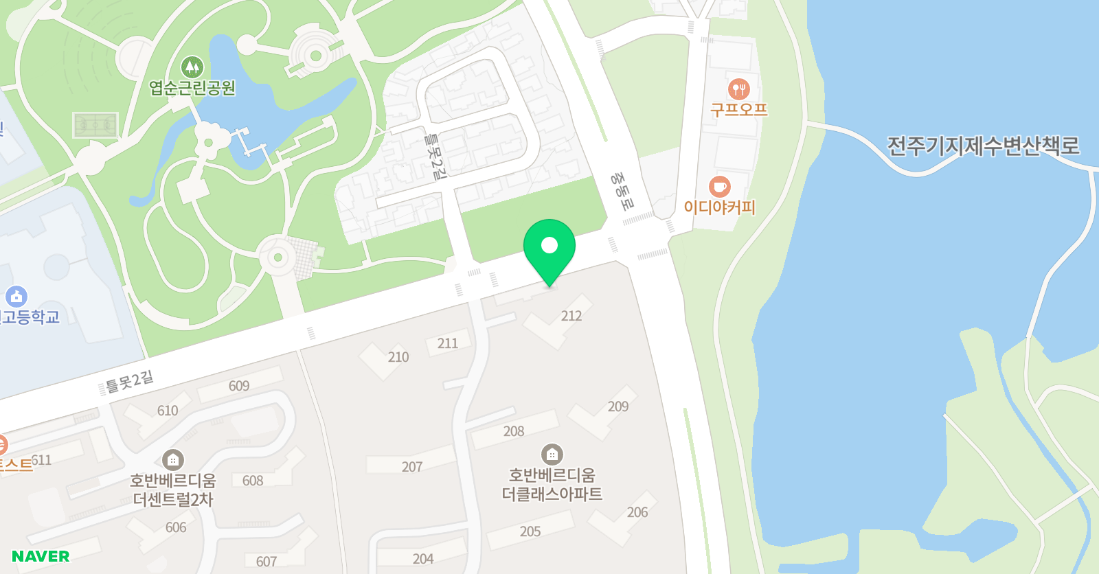 애뜰 피아노 위치