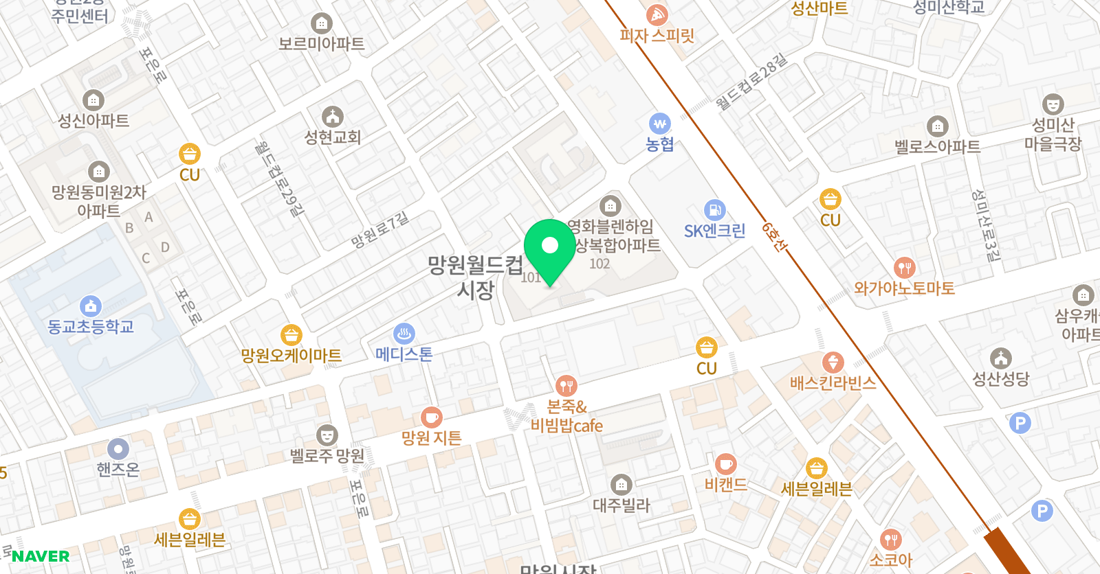 브람스 피아노 위치